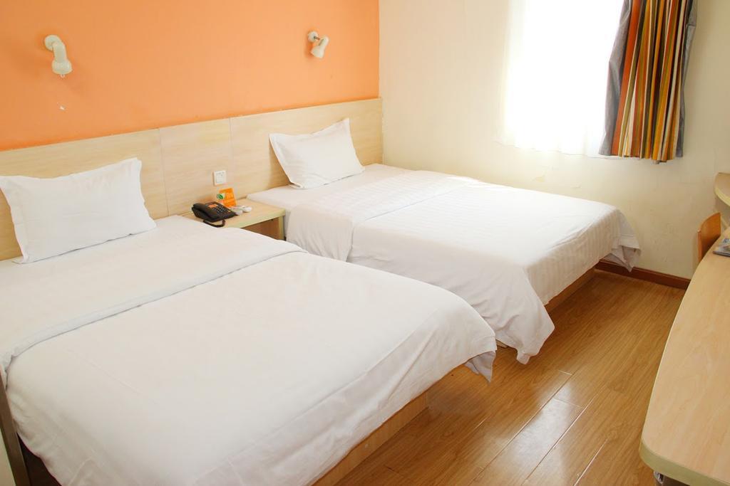 7Days Inn Guangzhou Jiaokou Subway Station 2Nd Kamer foto