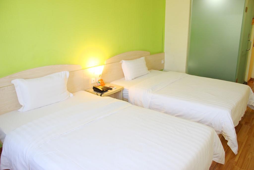 7Days Inn Guangzhou Jiaokou Subway Station 2Nd Kamer foto