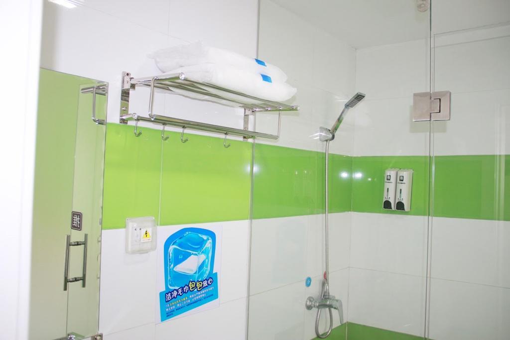 7Days Inn Guangzhou Jiaokou Subway Station 2Nd Kamer foto