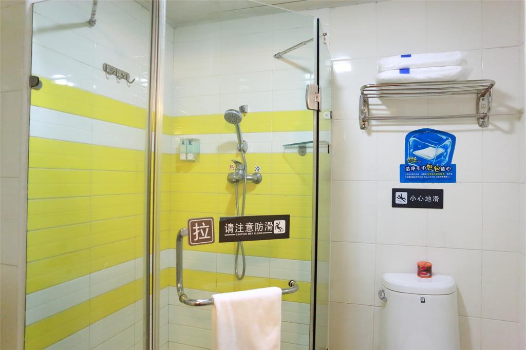 7Days Inn Guangzhou Jiaokou Subway Station 2Nd Buitenkant foto