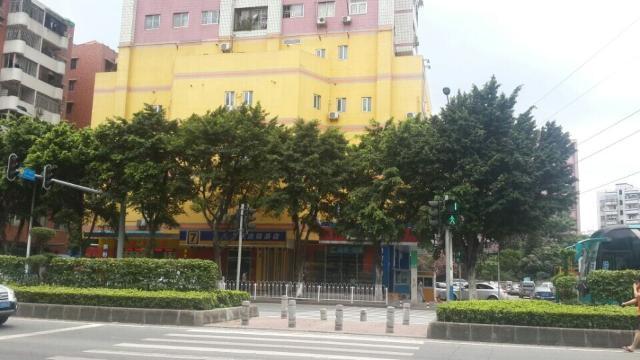 7Days Inn Guangzhou Jiaokou Subway Station 2Nd Buitenkant foto